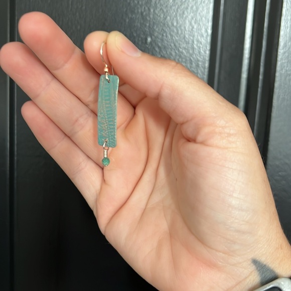 Turquoise dangle earrings NEW! - Picture 2 of 3